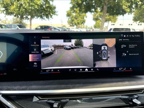 Used 2025 BMW X7 xDrive40i w/ Premium Package AWD/4WD image 17