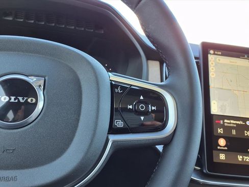 New 2026 Volvo XC90 T8 Plus image 18