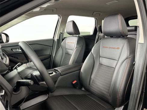 Certified 2025 Nissan Rogue SV image 11