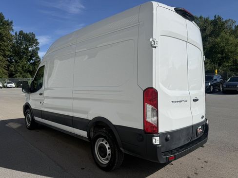 Used 2024 Ford Transit 250 148 High Roof RWD image 5