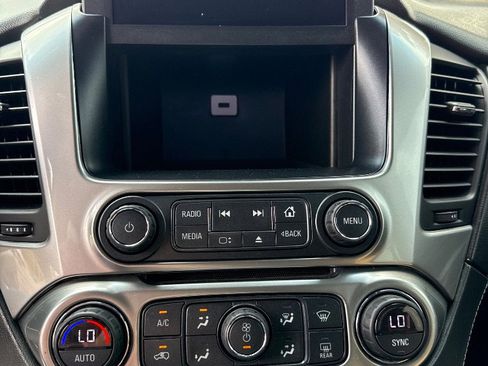 Used 2018 Chevrolet Tahoe Premier w/ RST Edition image 6