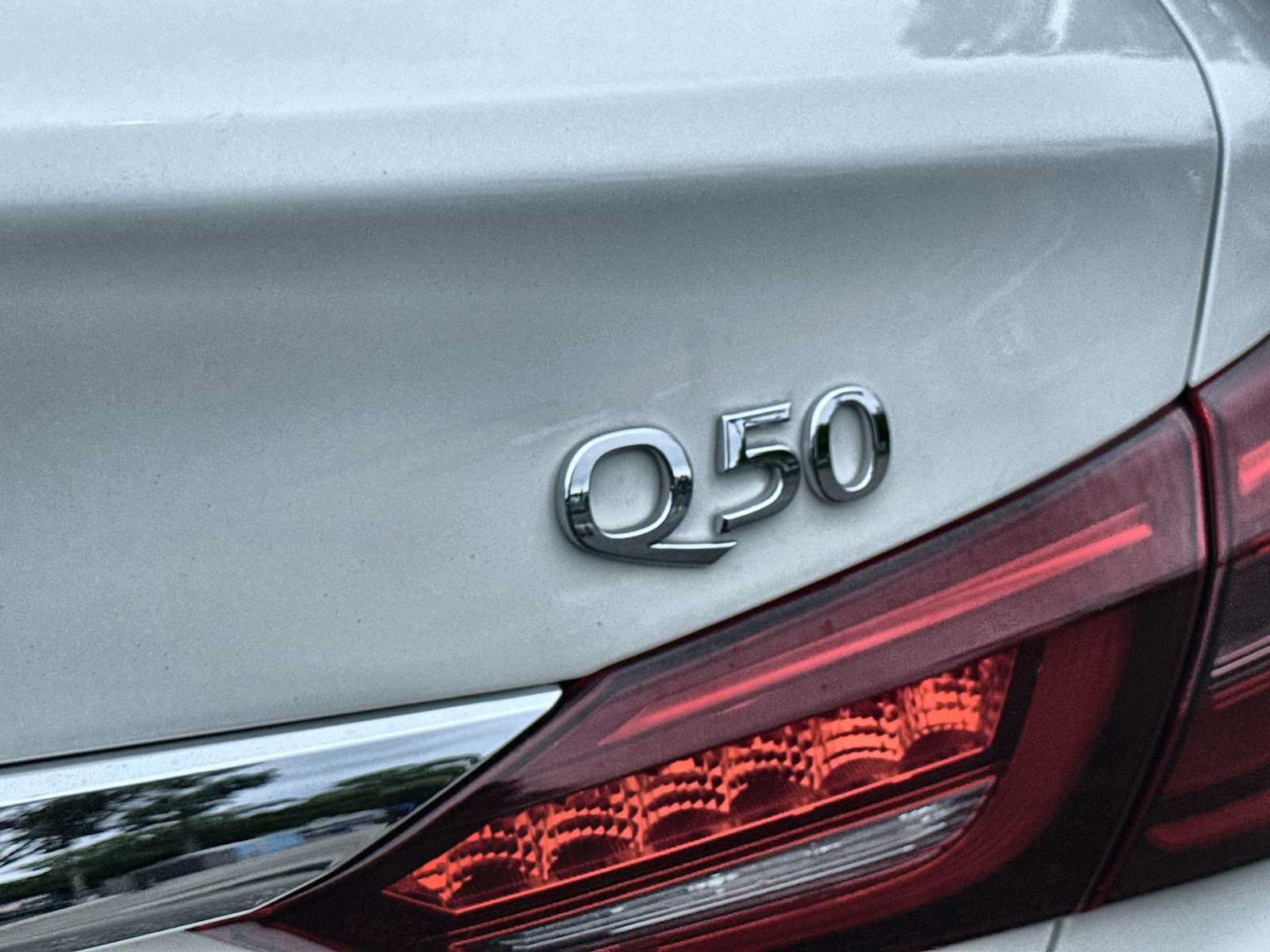 Used 2023 INFINITI Q50 Luxe w/ Cargo Package RWD image 10