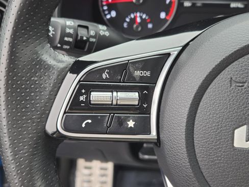 Used 2024 Kia Forte GT-Line w/ GT-Line Premium Package image 16