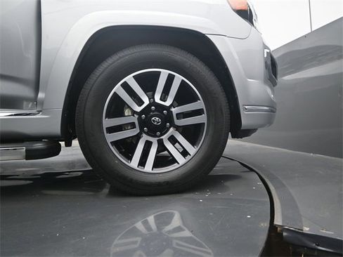 Used 2022 Toyota 4Runner Limited image 17
