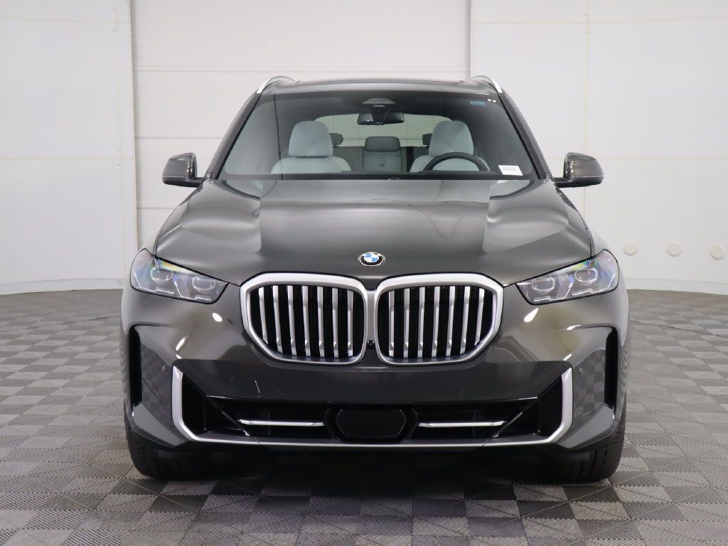 Certified 2026 BMW X5 sDrive40i w/ Climate Comfort Package RWD image 3