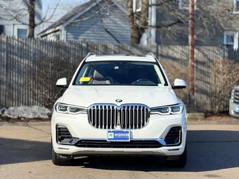 Used 2021 BMW X7 xDrive40i w/ Parking Assistance Package image 9