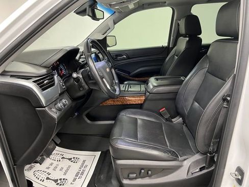 Used 2019 Chevrolet Tahoe Premier w/ RST Edition AWD/4WD image 19