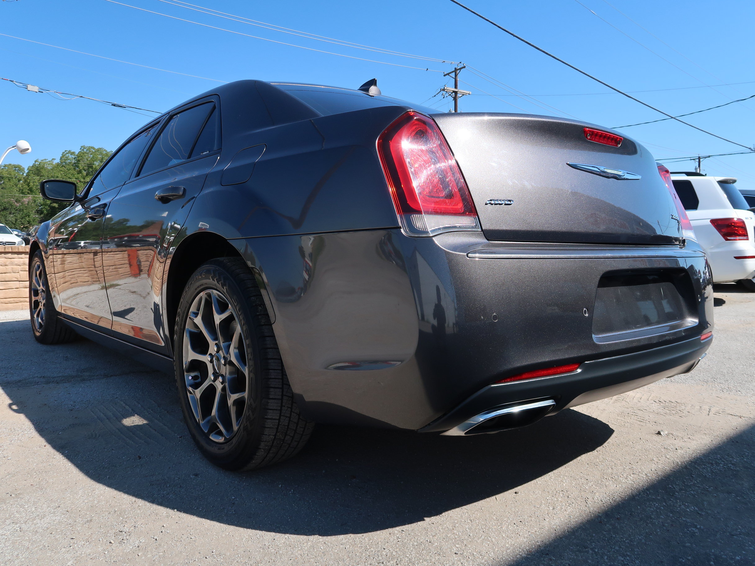 Used 2017 Chrysler 300 S w/ 300S Premium Group AWD/4WD image 7