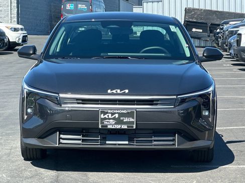 New 2026 Kia K4 FWD image 9