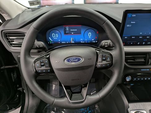 Used 2023 Ford Escape Platinum AWD/4WD image 21