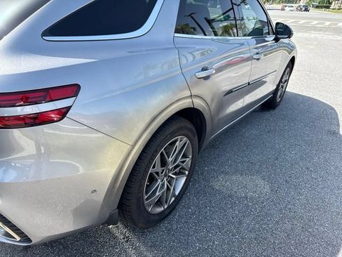 Used 2023 Genesis GV70 2.5T w/ Advanced Package AWD/4WD image 4