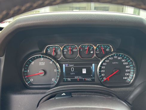 Used 2019 GMC Yukon XL SLT w/ Open Road Package RWD image 20