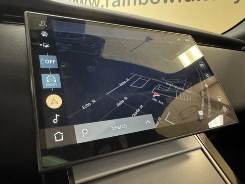 Used 2025 Land Rover Range Rover Evoque S AWD/4WD image 14