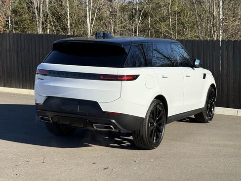 New 2025 Land Rover Range Rover Sport SE image 6