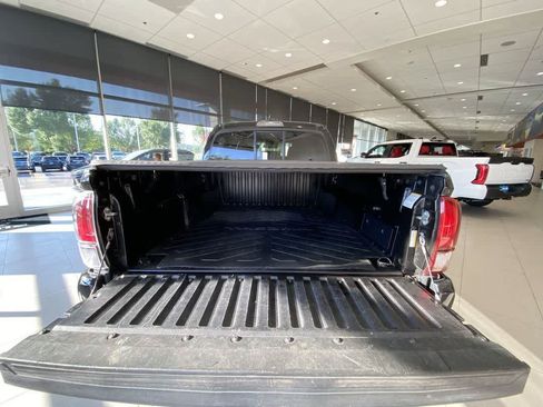 Certified 2021 Toyota Tacoma SR AWD/4WD image 25
