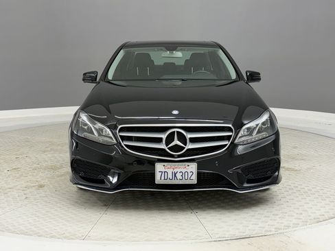 Used 2014 Mercedes-Benz E 250 BlueTEC Sedan image 6