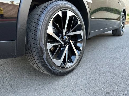 Used 2023 Mitsubishi Outlander SE image 30