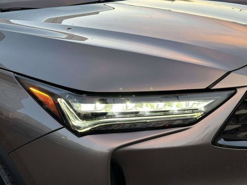 Used 2023 Acura MDX A-Spec image 8