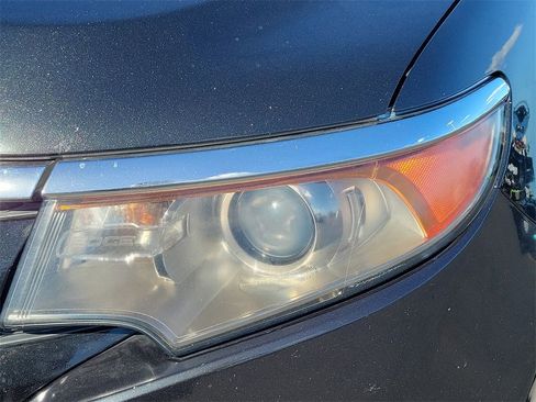 Used 2013 Ford Edge Sport w/ Vision Pkg image 21