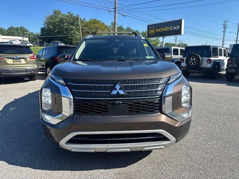 Used 2022 Mitsubishi Outlander SEL AWD/4WD image 2