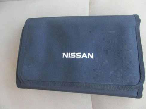 Used 2016 Nissan Rogue SV w/ SV Premium Package AWD/4WD image 34