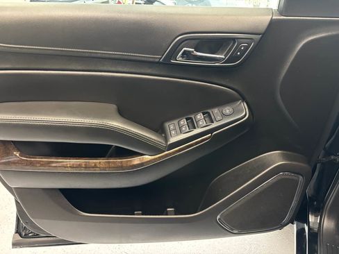 Used 2019 Chevrolet Tahoe LS image 19