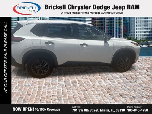 Used 2021 Nissan Rogue S FWD image 5