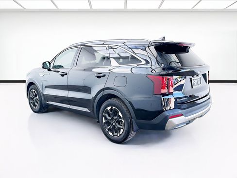 Used 2025 Kia Sorento S w/ Panoramic Sunroof Package FWD image 6