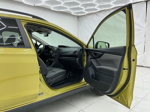 Used 2021 Subaru Crosstrek 2.5i Sport w/ Moonroof Package AWD/4WD image 17