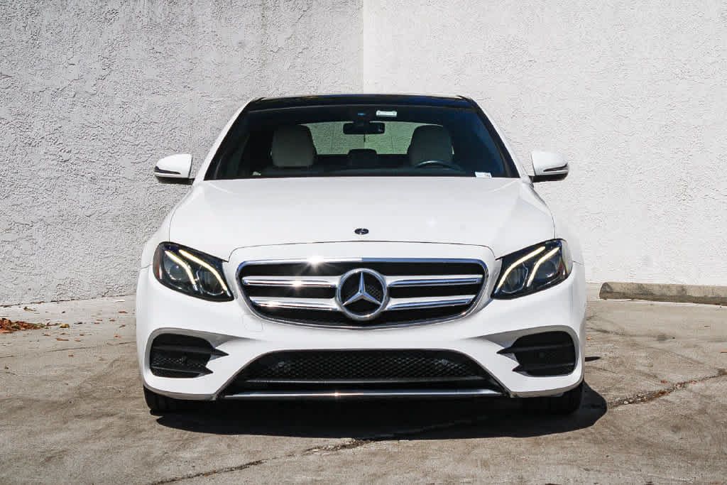 Used 2018 Mercedes-Benz E 300 image 2