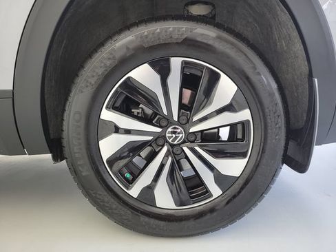 Used 2026 Volkswagen Atlas SE FWD image 11