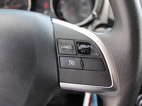 Used 2023 Mitsubishi Outlander Sport 2.0 SE 4D Sport Utility image 18