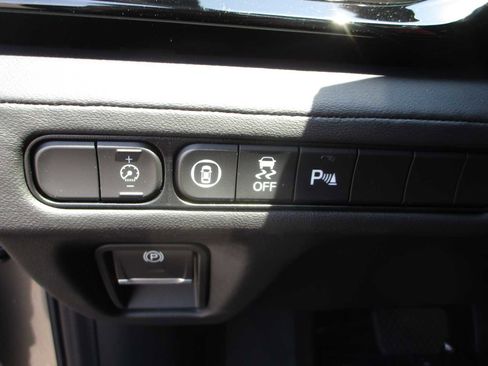 Certified 2025 Acura MDX SH-AWD w/ Technology Package image 16