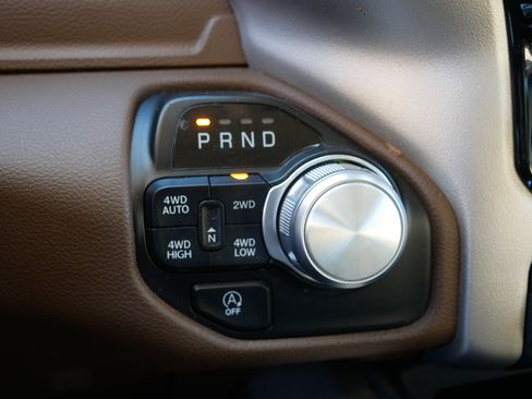 Used 2021 RAM 1500 Laramie image 24