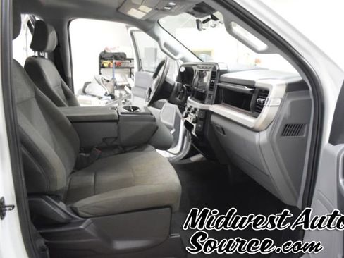 Used 2024 Ford F250 XLT image 28