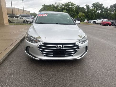Used 2018 Hyundai Elantra Value Edition w/ Cargo Package FWD image 7