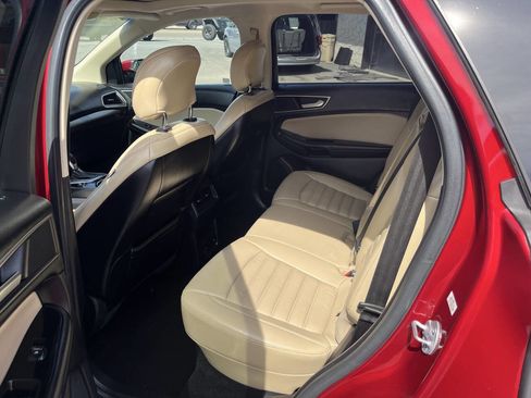 Used 2016 Ford Edge SEL w/ Equipment Group 201A image 8