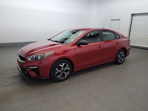 Used 2021 Kia Forte LXS FWD image 2