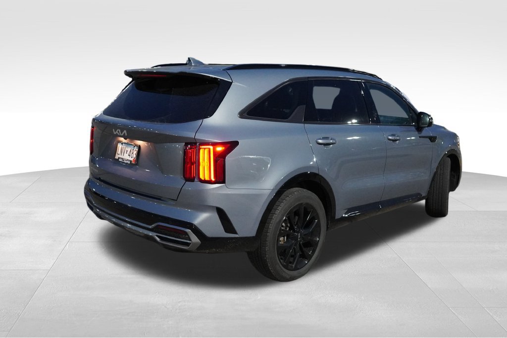 Certified 2023 Kia Sorento SX FWD image 3