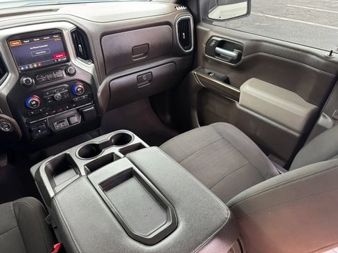 Used 2019 Chevrolet Silverado 1500 LT w/ Texas Edition RWD image 23