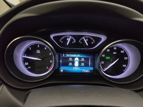 Used 2020 Buick Envision Essence image 23