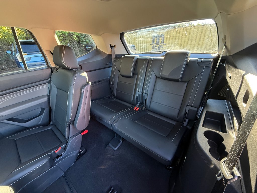 Used 2023 Volkswagen Atlas SE AWD/4WD image 24