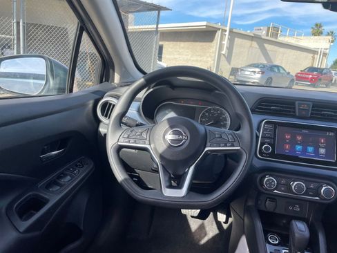 Used 2025 Nissan Versa SV image 32