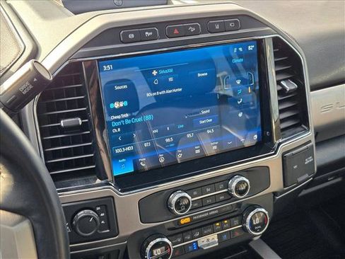 Used 2022 Ford F350 Platinum w/ FX4 Off-Road Package image 9