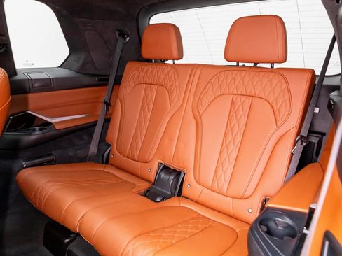 Used 2023 BMW X7 xDrive40i w/ Executive Package image 15