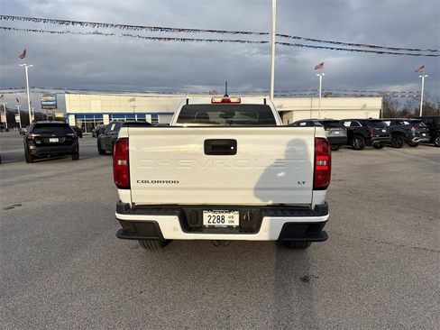 Used 2022 Chevrolet Colorado LT w/ Fleet Safety Package image 4