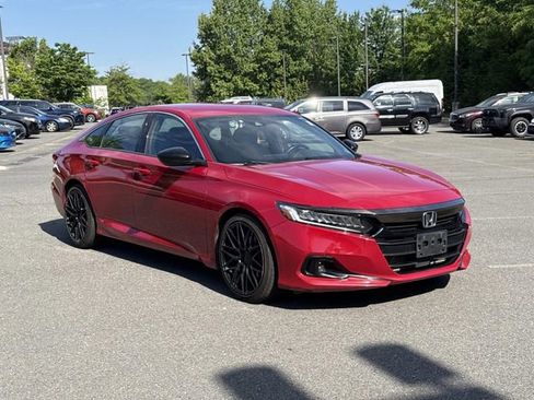 Used 2021 Honda Accord Sport image 1