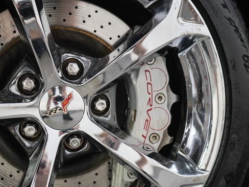 Used 2011 Chevrolet Corvette Grand Sport w/ Preferred Equipment Group RWD image 26