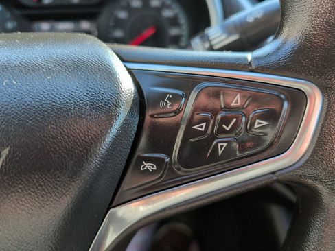 Used 2017 Chevrolet Malibu LS image 16