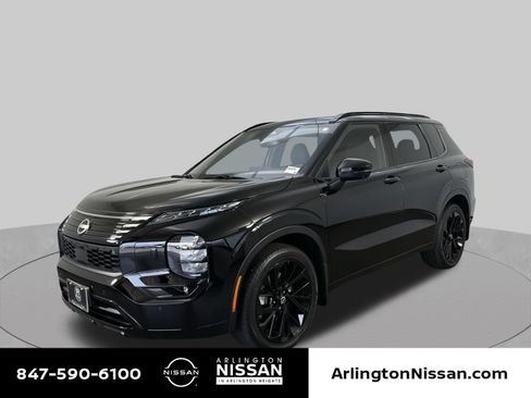 Used 2026 Nissan Rogue Platinum w/ Family Package AWD/4WD image 1